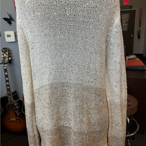 Liz Claiborne lightweight sweater - Picture 6 of 7